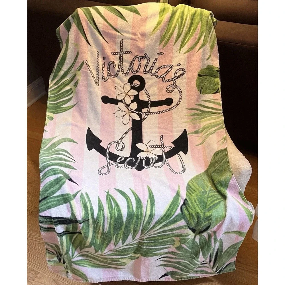 VICTORIA'S SECRET LARGE COTTON BEACH TOWEL PINK GRAPHIC PALM 30x64